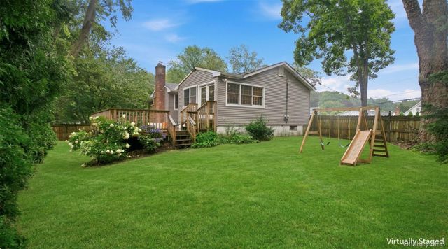 37 Storyland Lane, East Setauket, NY 11733