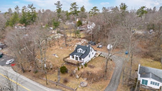 677 Warwick Tpke, West Milford Twp., NJ 07421