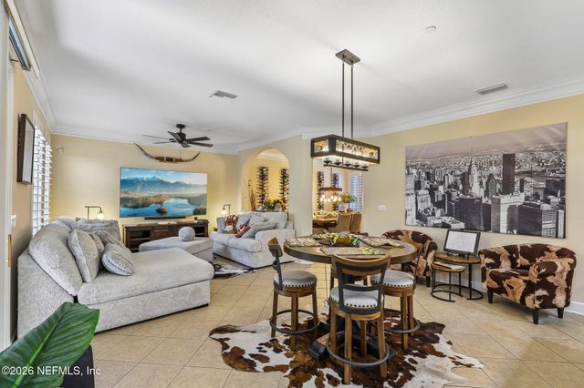 6130 CLEARSKY Drive, Jacksonville, FL 32258