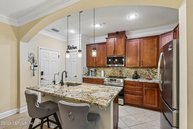 6130 CLEARSKY Drive, Jacksonville, FL 32258