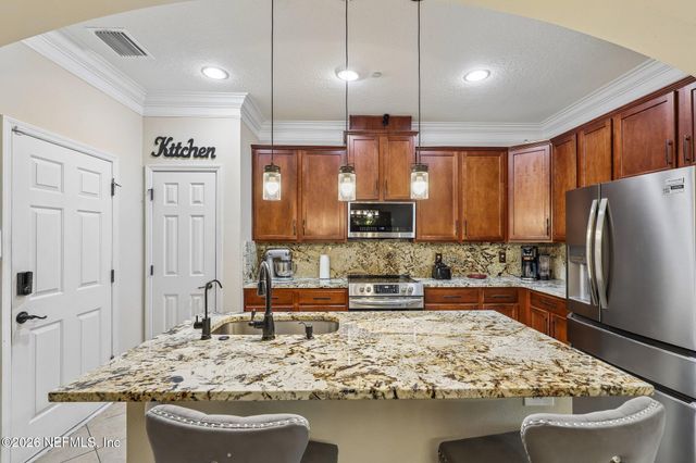 6130 CLEARSKY Drive, Jacksonville, FL 32258