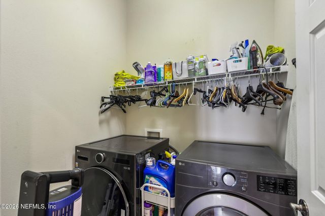 6130 CLEARSKY Drive, Jacksonville, FL 32258