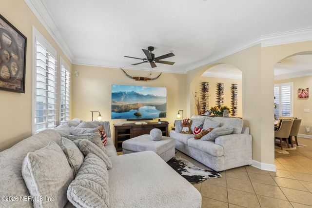 6130 CLEARSKY Drive, Jacksonville, FL 32258