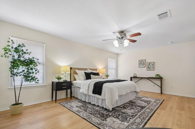 200 Thomas CV, Leander, TX 78641