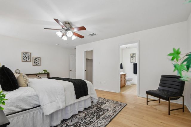 200 Thomas CV, Leander, TX 78641
