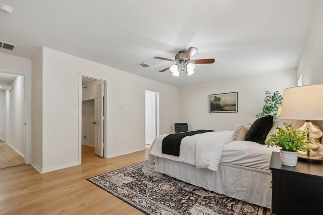 200 Thomas CV, Leander, TX 78641