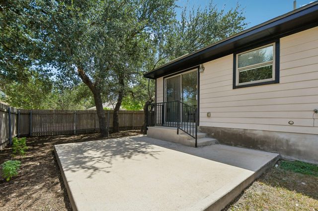 200 Thomas CV, Leander, TX 78641
