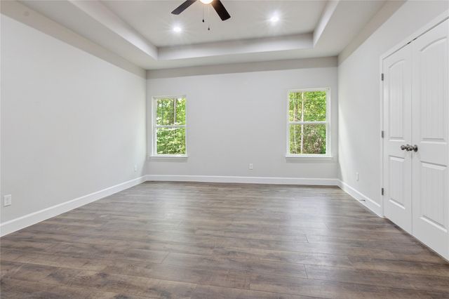 185 W Village Cove Loop, Livingston, TX 77351