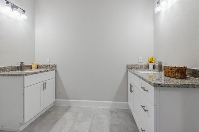 185 W Village Cove Loop, Livingston, TX 77351