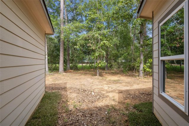 185 W Village Cove Loop, Livingston, TX 77351