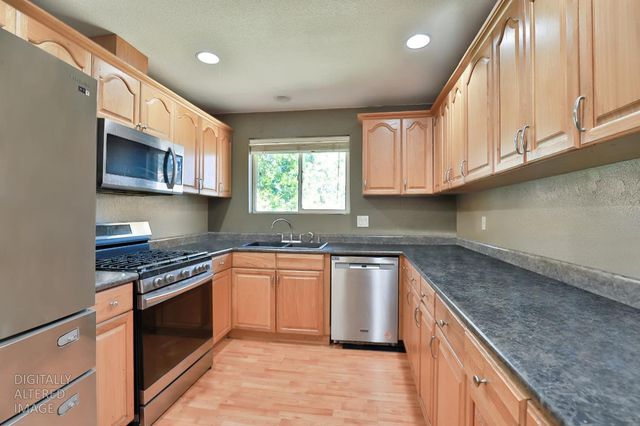 7031 Pioneer Dr, Grizzly Flats, CA 95636