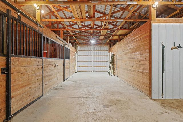 2200 W 95th St S, Haysville, KS 67060