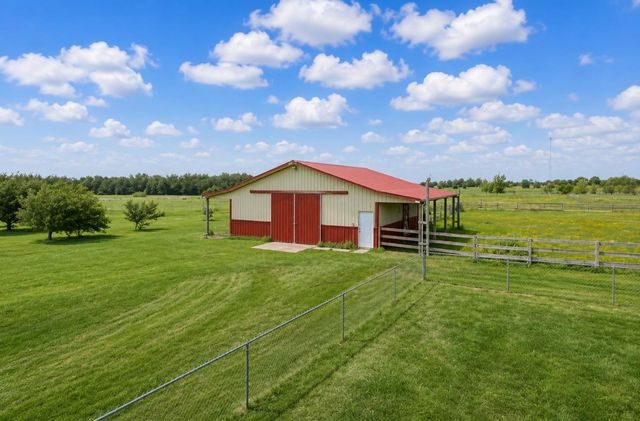2200 W 95th St S, Haysville, KS 67060