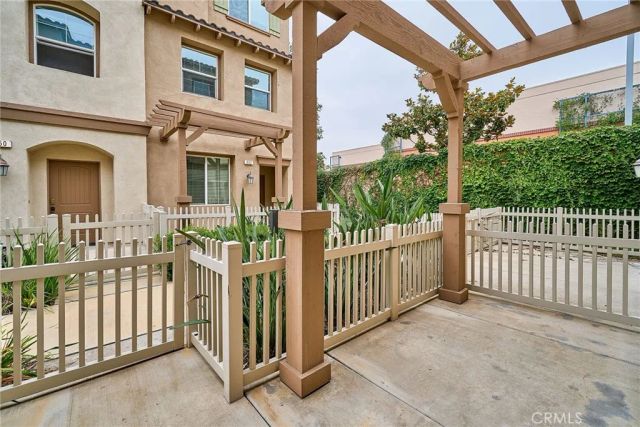 853 E Hollyvale, Azusa, CA 91702