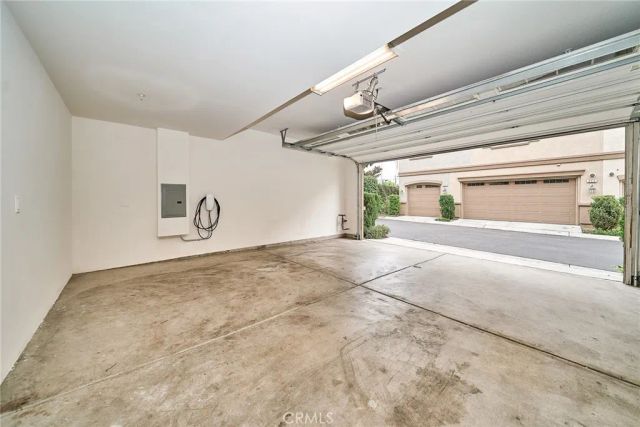 853 E Hollyvale, Azusa, CA 91702