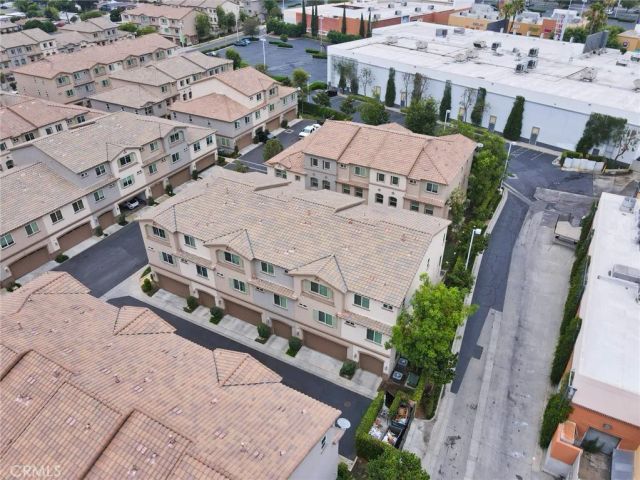 853 E Hollyvale, Azusa, CA 91702
