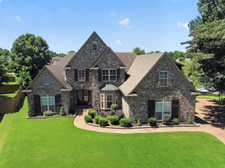 9797 WINDWARD SLOPE CV, Lakeland, TN 38002