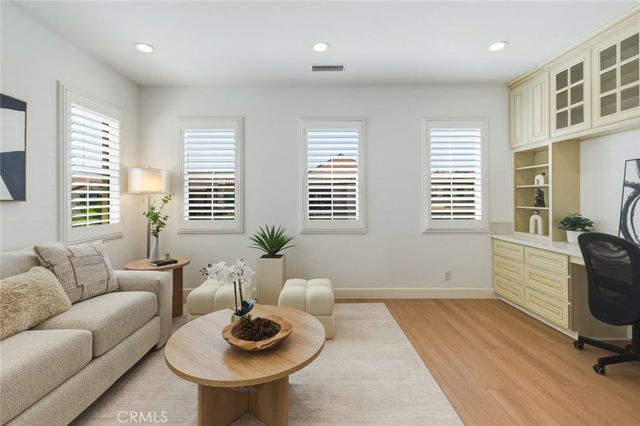 108 Henderson, Irvine, CA 92620