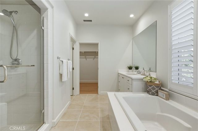 108 Henderson, Irvine, CA 92620