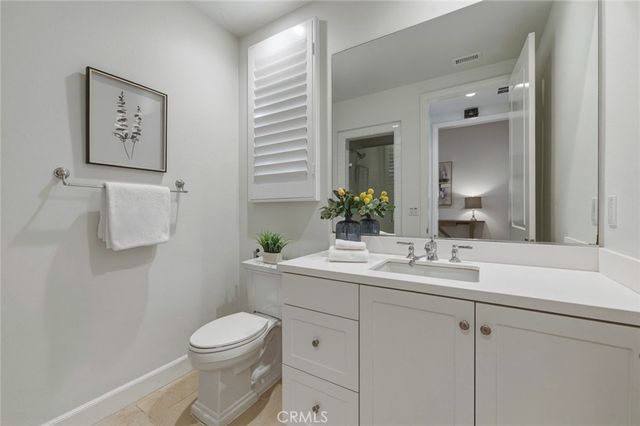 108 Henderson, Irvine, CA 92620