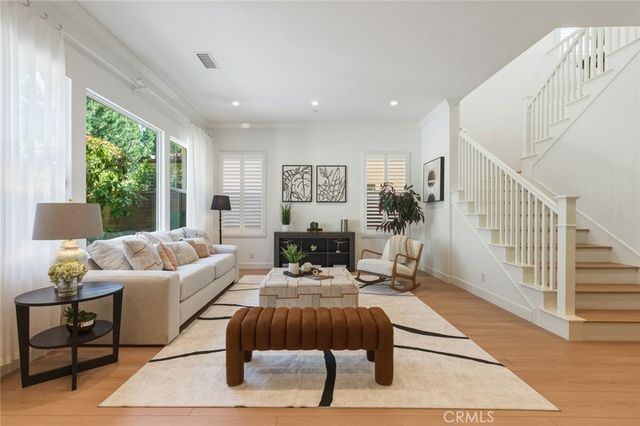 108 Henderson, Irvine, CA 92620