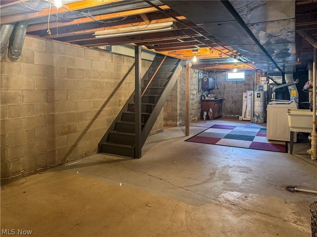 105 Topaz Trail, Cortland, OH 44410