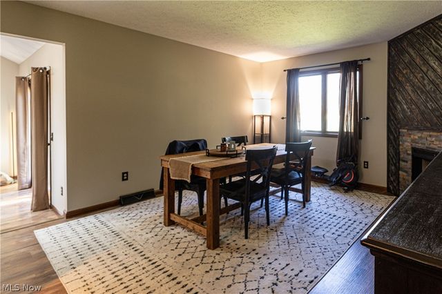 105 Topaz Trail, Cortland, OH 44410