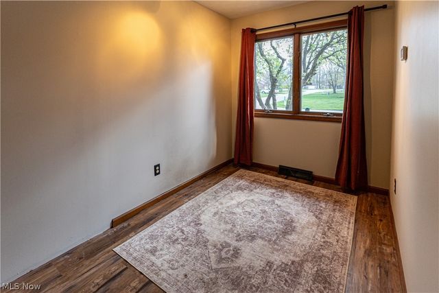 105 Topaz Trail, Cortland, OH 44410