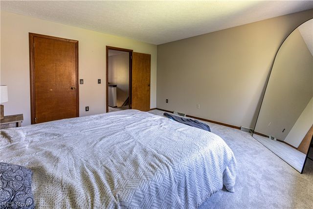 105 Topaz Trail, Cortland, OH 44410
