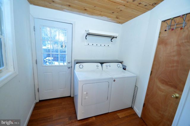 101 W UNION ST, Burlington, NJ 08016