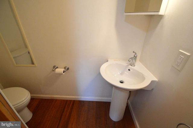 101 W UNION ST, Burlington, NJ 08016