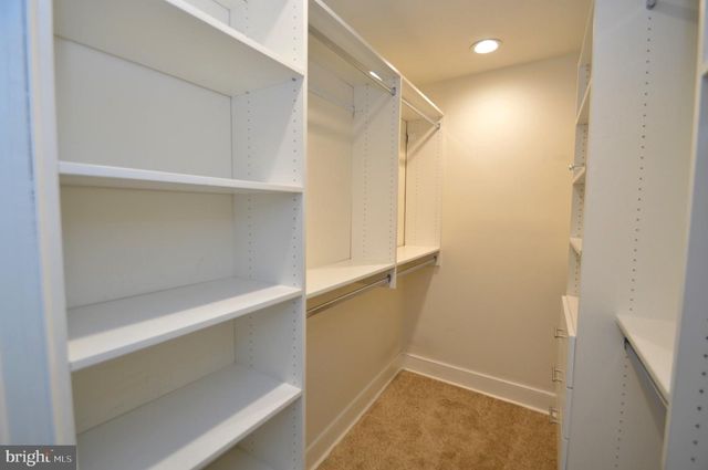 101 W UNION ST, Burlington, NJ 08016