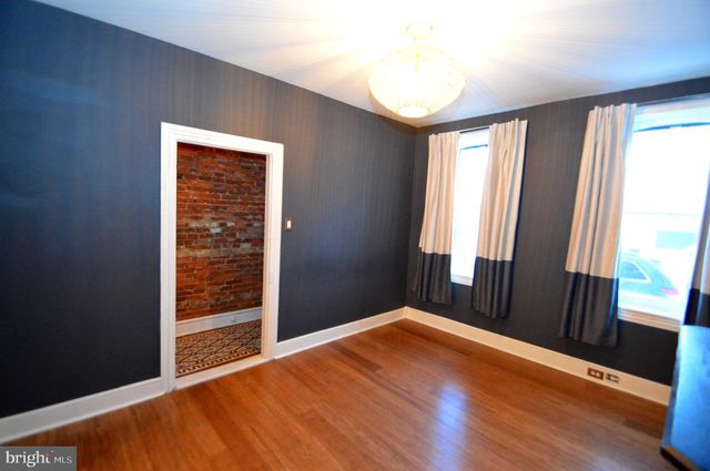 101 W UNION ST, Burlington, NJ 08016