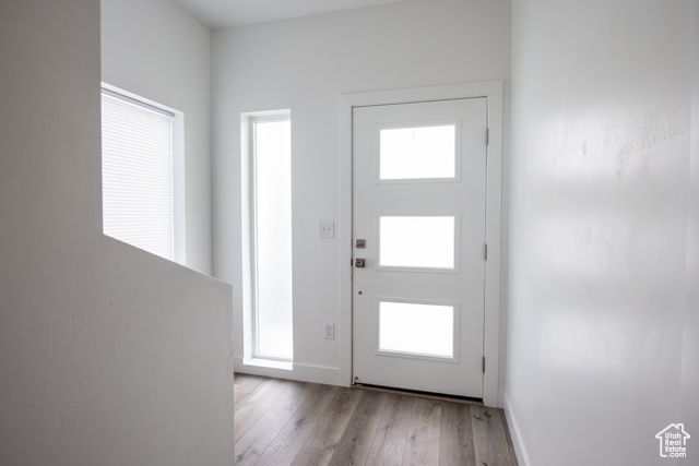 667 E 730 N, Hyrum, UT 84319