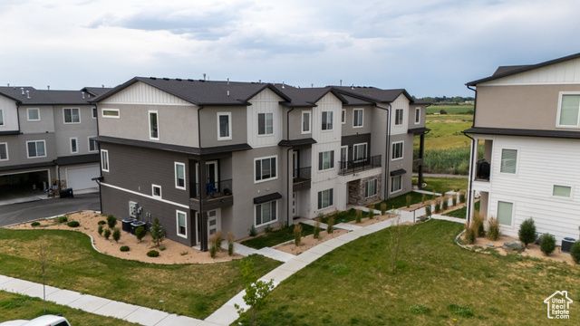 667 E 730 N, Hyrum, UT 84319