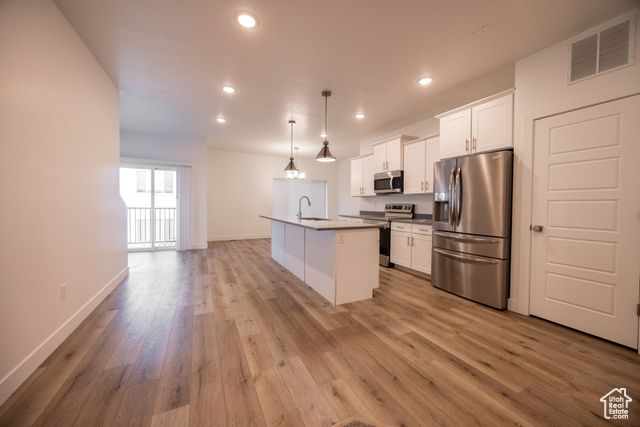 667 E 730 N, Hyrum, UT 84319