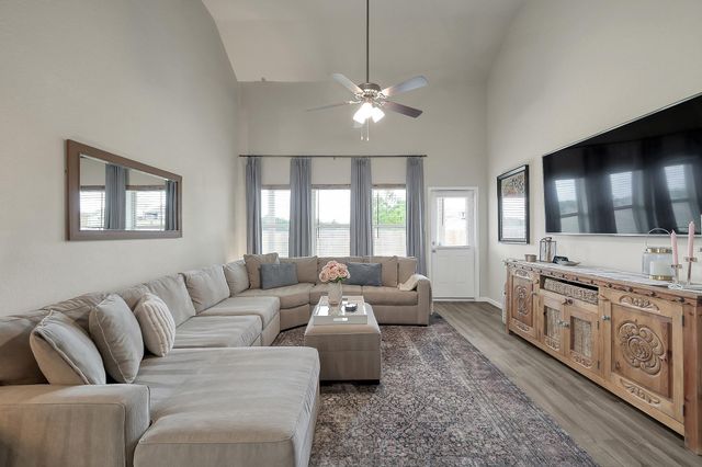 679 Red Elm Lane, Conroe, TX 77304