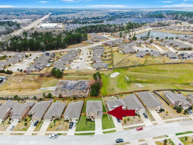 679 Red Elm Lane, Conroe, TX 77304