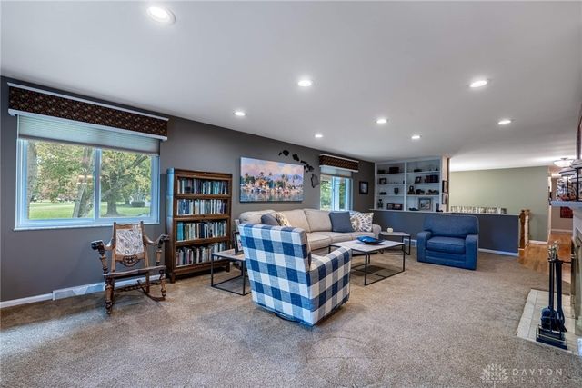 447 Greensboro Drive, Washington Twp, OH 45459