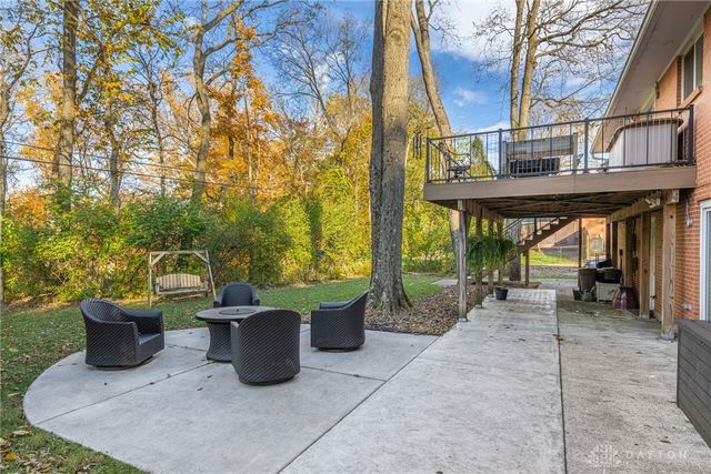 447 Greensboro Drive, Washington Twp, OH 45459