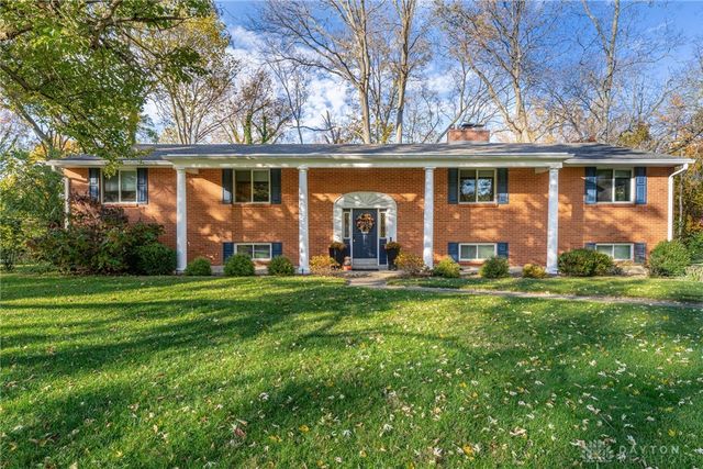 447 Greensboro Drive, Washington Twp, OH 45459