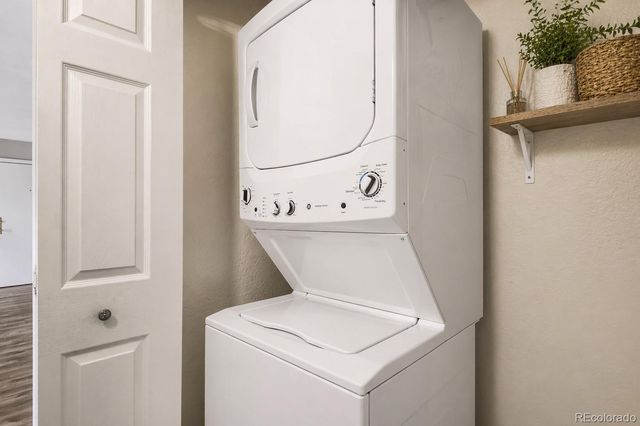 381 S Ames Street 208, Lakewood, CO 80226