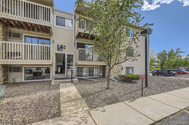 381 S Ames Street 208, Lakewood, CO 80226