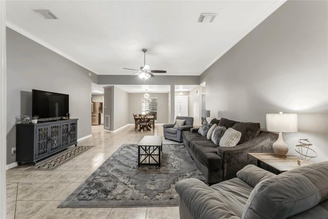 13751 Sablesprings Lane, Houston, TX 77014