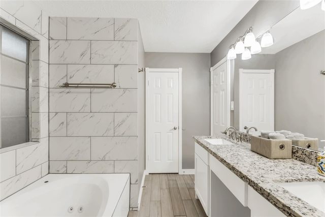 13751 Sablesprings Lane, Houston, TX 77014