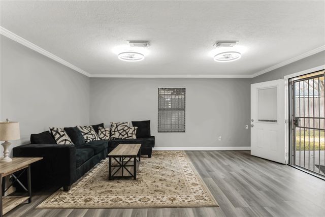 13751 Sablesprings Lane, Houston, TX 77014