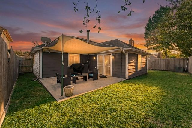 13751 Sablesprings Lane, Houston, TX 77014