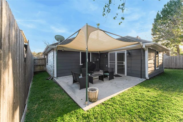 13751 Sablesprings Lane, Houston, TX 77014