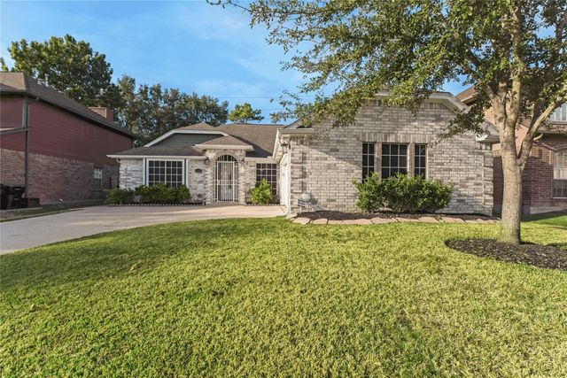 13751 Sablesprings Lane, Houston, TX 77014