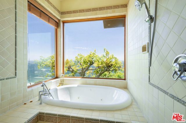 3916 Rambla Orienta, Malibu, CA 90265